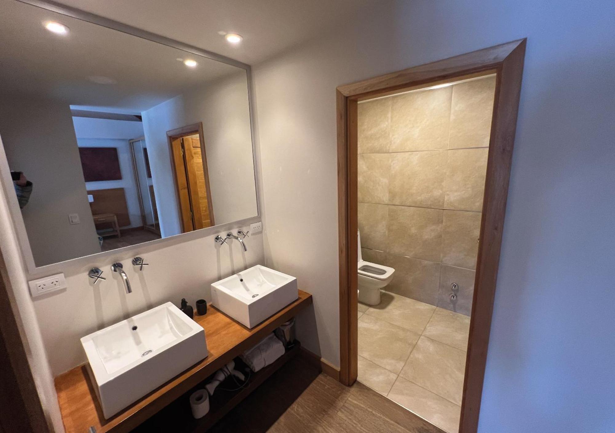 Hostería Huenú Villa La Angostura Habitación foto